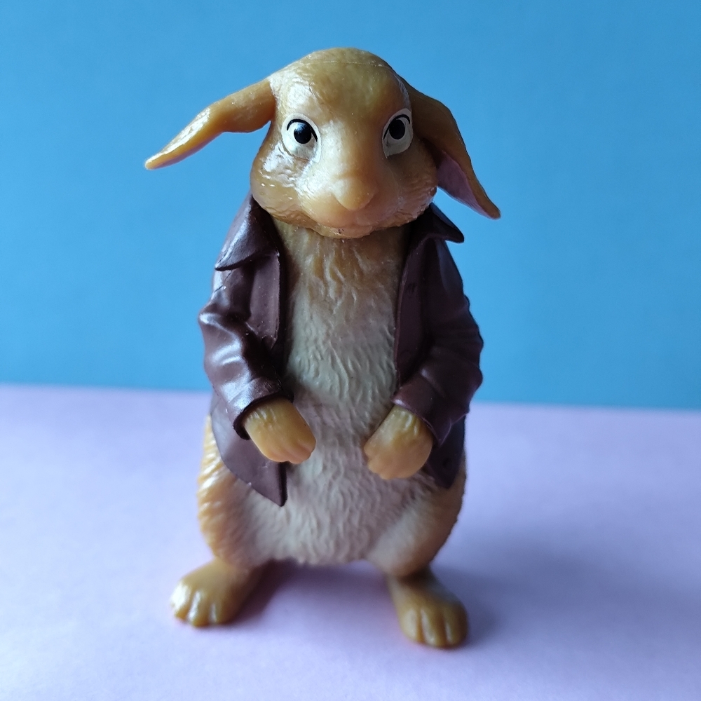 Peter rabbit Benjamin figure by Nickelodeon bunny Cake Topper RARE